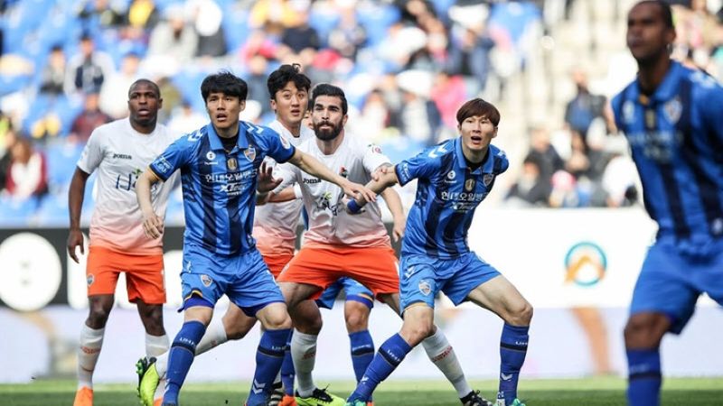Nhận định soi kèo Gwangju vs Ulsan Hyundai lúc 17h00 ngày 02/7/2025